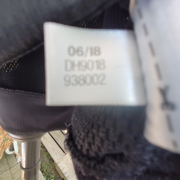 Adidas Black Hoodie - Picture 4 of 9